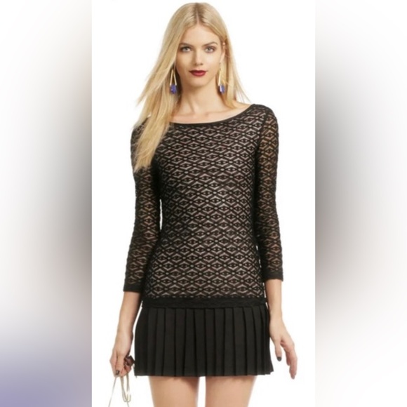 Badgley Mischka Dresses & Skirts - Black Lace Dress Short Party Pleated Size Medium Mark + James Badgley Mishka